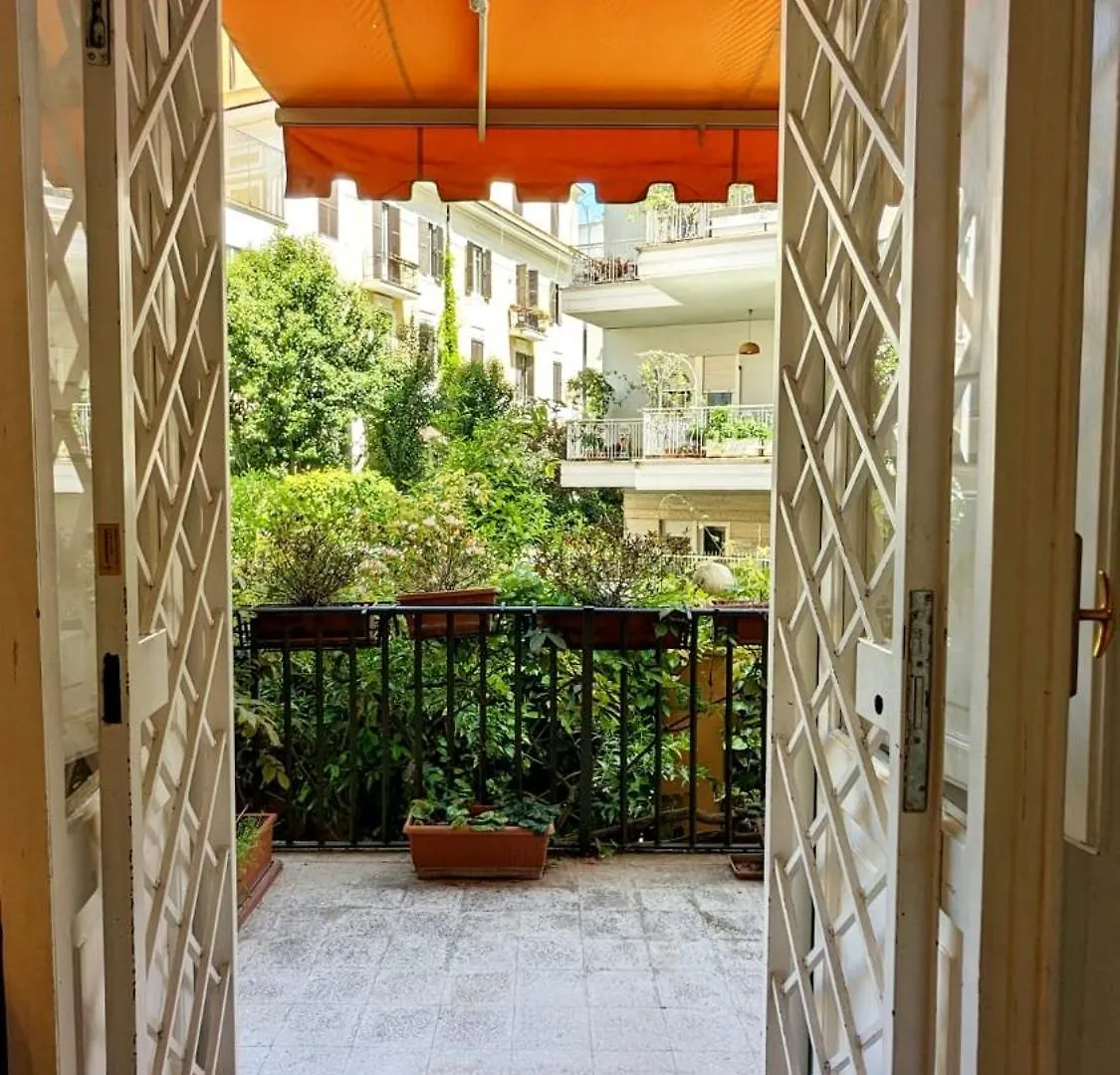 Beautiful 2-Bed Apartment In Roma 0*, Rome Italy