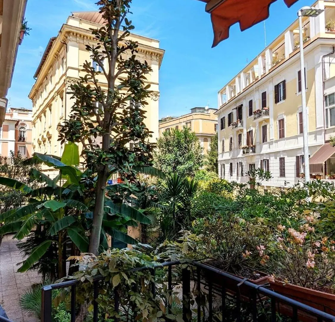 Beautiful 2-Bed Apartment In Roma